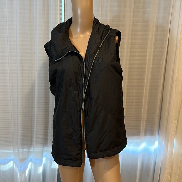 VERSACE COLLECTION VEST - Picture 2 of 9